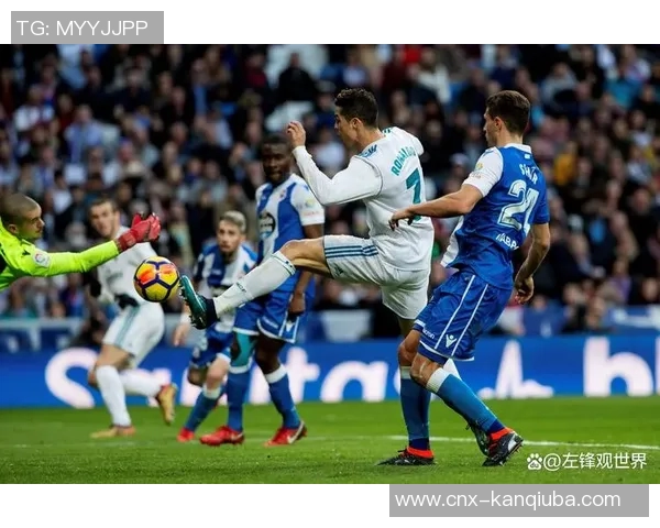 C罗足球直播精彩瞬间回顾与分析让你不再错过每一场比赛的激情 C罗足球直播精彩瞬间回顾与分析让你不再错过每一场比赛的激情